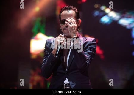 Marc Anthony tritt am 13. Juni 2024 im Palau Sant Jordi in Barcelona auf. Fotograf: Ale Espaliat Stockfoto