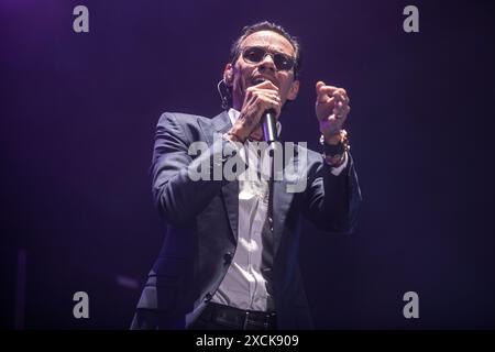 Marc Anthony tritt am 13. Juni 2024 im Palau Sant Jordi in Barcelona auf. Fotograf: Ale Espaliat Stockfoto