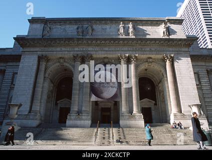 New Yorker Stadtansichten, urbane Landschaften, Straßenszenen, Jahr 2000 Stockfoto