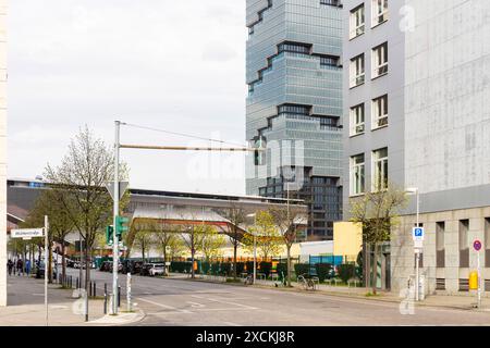 Berlin, Deutschland - 02. April 2024, Baustelle Edge East Side Tower, Stockfoto