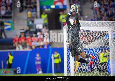 Düsseldorf, Deutschland. Juni 2024. Mike Maignan (FRA) Austria - France Österreich - France 15.06.2024 Credit: Moritz Muller/Alamy Live News Stockfoto