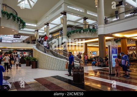 Innenansicht des Einkaufszentrums Walden Galleria in Buffalo, NY Stockfoto