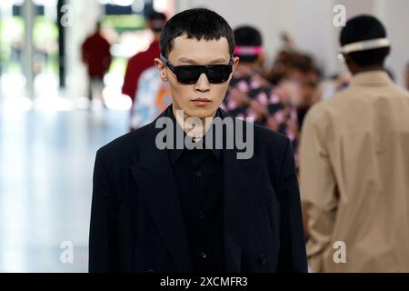 Mailand, Italien. Juni 2024. GUCCI Männer Frühjahr/Sommer 2025 Laufsteg während der Milan Fashion Week Herrenmode am 2024. Juni - Mailand, Italien 17/06/2024 Credit: dpa/Alamy Live News Stockfoto