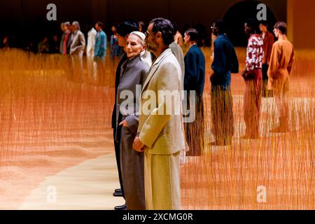 Mailand, Italien. Juni 2024. ZEGNA Frühjahr/Sommer 2025 Laufsteg während der Milan Fashion Week Herrenmode am 2024. Juni - Mailand, Italien 17/06/2024 Credit: dpa/Alamy Live News Stockfoto