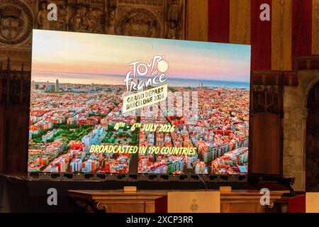 Barcelona, Spanien. Juni 2024. Der Bürgermeister von Barcelona präsentiert ein neues großes Sportereignis, den Beginn der Tour de France 2026. El alcalde de Barcelona präsena un nuevo gran evento deportivo, la salida del Tour de Francia de 2026. Auf dem Bild: Christian Prudhomme, jaume collboni News Politics -Barcelona, Spanien Dienstag, 18. juni 2024 (Foto: Eric Renom/LaPresse) Credit: LaPresse/Alamy Live News Stockfoto