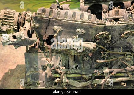 Kaputter Flugzeugzylinder-Motor, Vintage-Flugzeugmotor aus Crashplane. Stockfoto