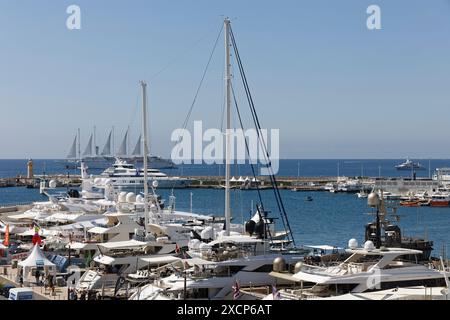 Cannes, Frankreich. Mai 2024. Hafen. Cannes 2024'' am 16. Mai 2024 in Cannes, Frankreich. Quelle: Gerard Crossay/Alamy Stock Photo Stockfoto