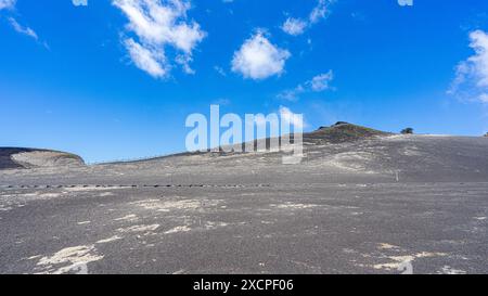 Trockenzone des Vulkans capelinhos, Insel Faial auf den Azoren. Stockfoto