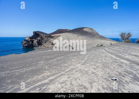 Trockenzone des Vulkans capelinhos, Insel Faial auf den Azoren. Stockfoto