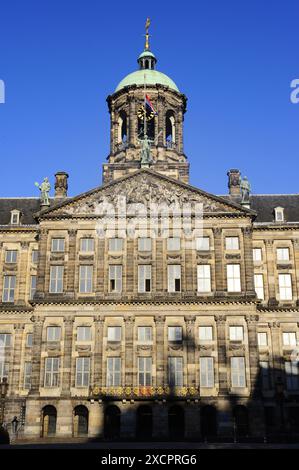 PPL-FOTOBIBLIOTHEK - COPYRIGHT VORBEHALTEN Royal Palace, Dam Square, Amsterdam FOTO: Ivan Catterwell/PPL Tel; +44(0)1243 555561 E-Mail: ppl@mistra Stockfoto