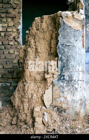 Zerstörten Mauer. Stockfoto
