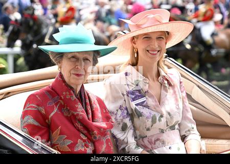 Ascot, Großbritannien. Juni 2024. Prinzessin Anne und Lady Gabriella Kingston besuchen Tag eins der Royal Ascot, Ascot Racecourse. Quelle: Doug Peters/EMPICS/Alamy Live News Stockfoto