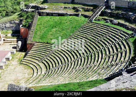 Colonia Clunia Sulpicia, eine antike römische Stadt. Theater. Alto de Castro zwischen Coruña del Conde und Peñalba de Castro, Provinz Burgos, Kastilien Stockfoto