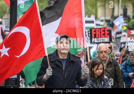 Pro-Palästina-marsch durch die Londoner Innenstadt, 27. April 2024 Stockfoto