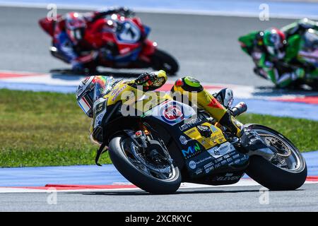 Andrea Iannone vom Team Goeleven mit Ducati Panigale V4R in Aktion während der FIM SBK Superbike World Championship Pirelli Emilia-Romagna Round - Superpole Race auf dem Misano World Circuit in Misano Adriatico. Stockfoto