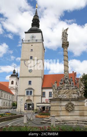 Dreifaltigkeitssäule und Dreifaltigkeitskirche in Trnava, Slowakei Stockfoto
