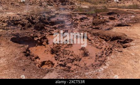 Hervideros de San Jacinto heiße Quellen. Vulkanische Quelle in der Nähe von Leon in San Jacinto in Nicaragua, Zentralamerika Stockfoto