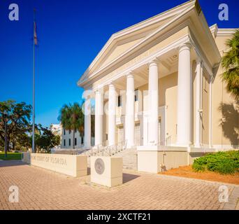 Gebäude Des Obersten Gerichtshofs. Downtown Tallahassee, Florida, USA. Um 2024 Stockfoto