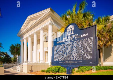 Gebäude Des Obersten Gerichtshofs. Downtown Tallahassee, Florida, USA. Um 2024 Stockfoto