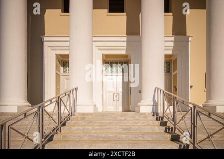 Gebäude Des Obersten Gerichtshofs. Downtown Tallahassee, Florida, USA. Um 2024 Stockfoto