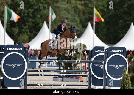 Yasmin Ingham von Großbritannien mit Rehy DJ während des CCI5* Showjumping bei den Longines Luhmuhlen Horse Trials am 16. Juni 2024, Luhmuhlen, Deutschland (Foto: Maxime David - MXIMD Pictures) Stockfoto