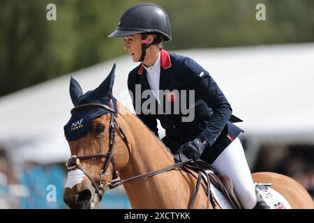 Yasmin Ingham von Großbritannien mit Rehy DJ während des CCI5* Showjumping bei den Longines Luhmuhlen Horse Trials am 16. Juni 2024, Luhmuhlen, Deutschland (Foto: Maxime David - MXIMD Pictures) Stockfoto