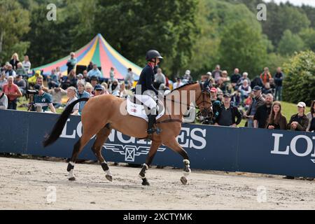 Yasmin Ingham von Großbritannien mit Rehy DJ während des CCI5* Showjumping bei den Longines Luhmuhlen Horse Trials am 16. Juni 2024, Luhmuhlen, Deutschland (Foto: Maxime David - MXIMD Pictures) Stockfoto