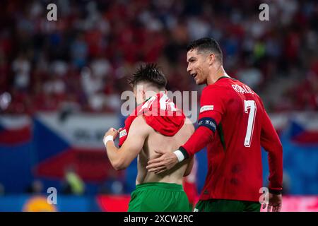 Cristiano Ronaldo (Portugal, #07), Francisco Fernandes da Conceicao (Portugal, #26) jubeln ueber das Tor zum 2:1, GER, Portugal (POR) vs Tschechische Republik (CZE), Fussball Europameisterschaft, UEFA EURO 2024, Gruppe F, 1. Spieltag, 18.06.2024 Foto: Eibner-Pressefoto/Michael Memmler Stockfoto