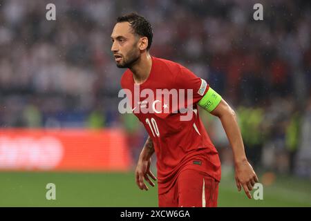Dortmund, Deutschland. Juni 2024. Hakan Calhanoglu aus der Türkei während des UEFA-Europameisterschaftsspiels im BVB Stadion Dortmund. Der Bildnachweis sollte lauten: Jonathan Moscrop/Sportimage Credit: Sportimage Ltd/Alamy Live News Stockfoto