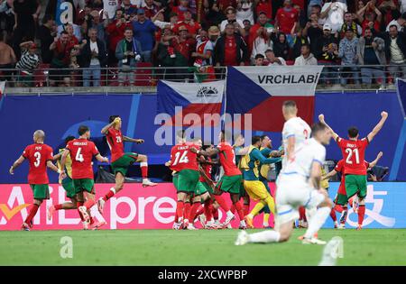 Leipzig. Juni 2024. Die Spieler Portugals feiern am 18. Juni 2024 beim Gruppenspiel der UEFA Euro 2024 zwischen Portugal und der Tschechischen Republik in Leipzig. Quelle: Bai Xuefei/Xinhua/Alamy Live News Stockfoto