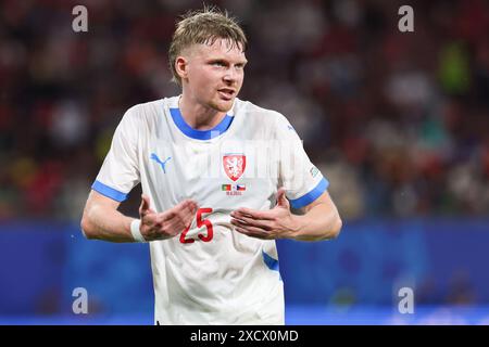 Hamburg, Deutschland. Juni 2024. Pavel Šulc (Tschechische Republik) ist während des EURO-Spiels zwischen Portugal und S Tschechische Republik am 18. Juni 2024 in der Red Bull Arena zu sehen (Endpunktzahl Portugal 2-1 Tschechische Republik) (Foto: Sergei Mikhailichenko/SOPA Images/SIPA USA) Credit: SIPA USA/Alamy Live News Stockfoto