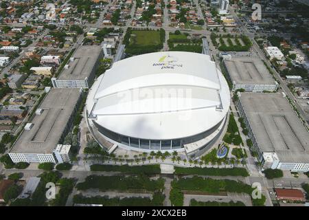 Eine allgemeine Gesamtansicht des LoanDepot Park, Freitag, 11. August 2023, in Miami. Stockfoto