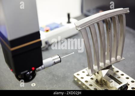 CMM Crysta Apex. Koordinatenmessgerät. Innovative Metrologie angewendet. Sariki Metrologie. Elgoibar. Gipuzkoa. Baskenland. Spanien. Stockfoto