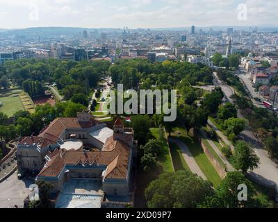 Aeria Drohne Blick auf den Kalemegdan Park im Sommer, Belgrad, Serbien. Stockfoto