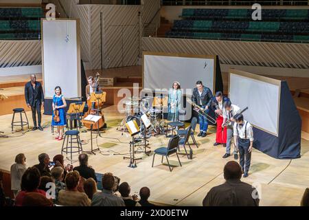 New World Symphony NWS Center Center, Architekt Frank Gehry, Inneneinrichtung, Michael Tilson Thomas Performance Hall, Post-Graduate-Stipendiaten Studenten Musik Stockfoto