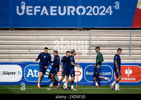 Hemberg-Stadion, Deutschland. 19. Juni 2024. Alessandro Bastoni, Federico Chiesa, Mattia Zaccagni, Lorenzo Pellegrini, Guglielmo Vicario und Gianluca Mancini aus Italien im Einsatz während des italienischen Trainings am Vorabend des Gruppenfußballspiels der UEFA EURO 2024 gegen Spanien. Quelle: Nicolò Campo/Alamy Live News Stockfoto