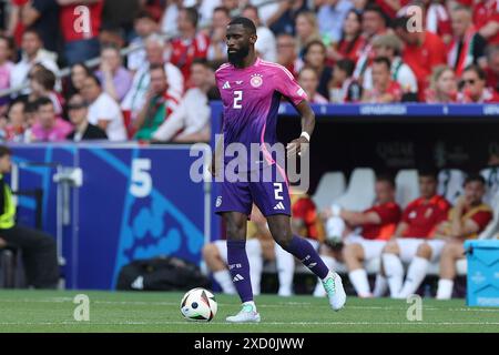 Stuttgart, Deutschland. Juni 2024. Fussball UEFA EURO 2024 Gruppenphase 2. Spieltag Deutschland - Ungarn am 19.06.2024 in der Stuttgart Arena in Stuttgart Antonio Ruediger ( Deutschland ) Foto: Revierfoto Credit: ddp Media GmbH/Alamy Live News Stockfoto