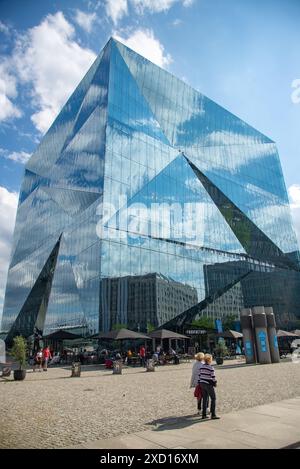 Der berühmte Cube am Washington Square in Berlin Stockfoto