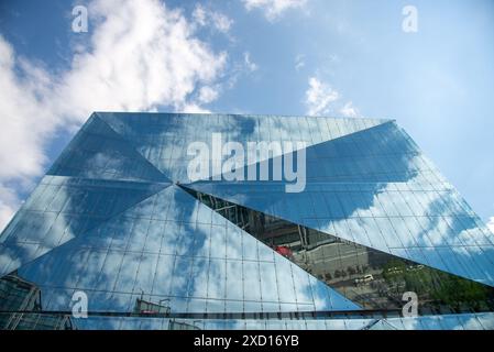 Der berühmte Cube am Washington Square in Berlin Stockfoto