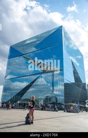 Der berühmte Cube am Washington Square in Berlin Stockfoto