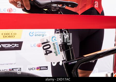 Schweiz, Kanton Tessin, Tour de Suisse 2024, Ambri, Thomas Pidcock Stockfoto