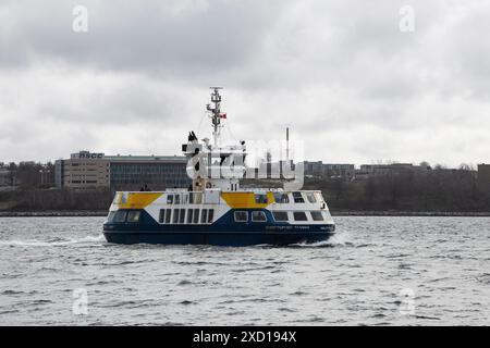 Fähre im Hafen in Halifax, Nova Scotia, Kanada Stockfoto