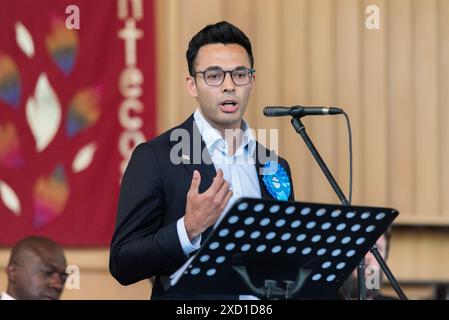 Belle Vue Baptist Church, Southend on Sea, Essex, Großbritannien. Juni 2024. Die wichtigsten Kandidaten, die für den Wahlkreis kandidieren, haben sich bei den Zusammenstößen versammelt, um ihre Manifeste vorzubringen und Fragen der Öffentlichkeit zu beantworten. Diese und ihre bisherige Bezirksgrenze von Southend East sind seit ihrer Gründung im Jahr 1950 konservativ. 2024 Kandidaten waren Gavin Haran, Konservative Stockfoto