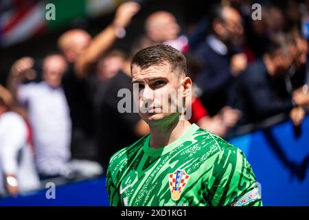 Hamburg, Deutschland. Juni 2024. Torhüter Dominik Livakovic aus Kroatien beim Spiel der UEFA Euro 2024 in der Gruppe B zwischen Kroatien und Albanien im Volksparkstadion in Hamburg. Quelle: Gonzales Photo/Alamy Live News Stockfoto