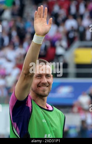 Stuttgart, Allemagne. Juni 2024. Waldemar Anton feiert den Sieg nach der UEFA Euro 2024, Gruppe A, Fußballspiel zwischen Deutschland und Ungarn am 19. Juni 2024 in der MHPArena in Stuttgart - Foto Jean Catuffe/DPPI Credit: DPPI Media/Alamy Live News Stockfoto