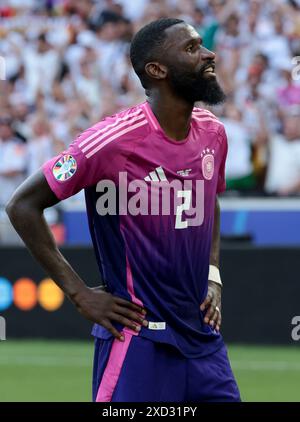 Stuttgart, Allemagne. Juni 2024. Antonio Rudiger feiert den Sieg nach der UEFA Euro 2024, Gruppe A, Fußballspiel zwischen Deutschland und Ungarn am 19. Juni 2024 in der MHPArena in Stuttgart - Foto Jean Catuffe/DPPI Credit: DPPI Media/Alamy Live News Stockfoto
