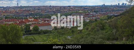 Panoramablick auf Prag vom Hügel Petrin, Tschechische republik, Europa Stockfoto