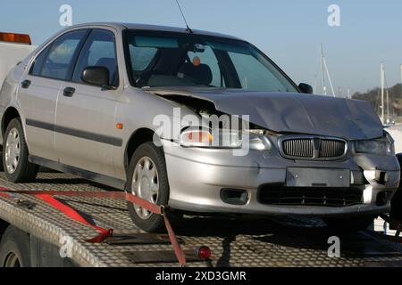 Autounfall durch Unfall auf einem Rettungswagen Stockfoto