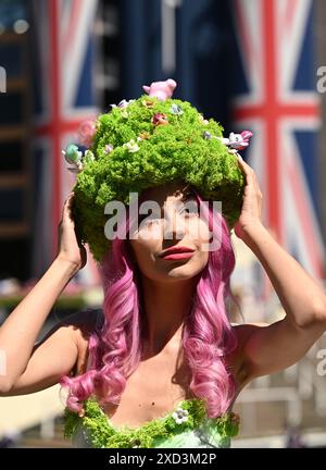 Ascot, Großbritannien. Juni 2024. Rennfahrer, die am dritten Tag der Royal Ascot, Ascot Racecourse teilnehmen. Quelle: Doug Peters/EMPICS/Alamy Live News Stockfoto