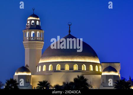 Geographie / Reise, Saudi-Arabien, Jawzaa Al-Qahtani Moschee an der Corniche am letzten Tag, ADDITIONAL-RIGHTS-CLEARANCE-INFO-NOT-AVAILABLE Stockfoto